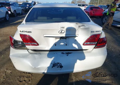 2005 Lexus Es 330 z USA, uszkodzony, nr VIN JTHBA30G455103645